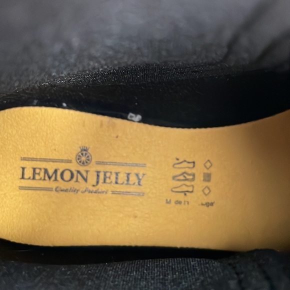 ✨SOLD✨  Lemon Jelly Block Matte Rain Boots - Size 7 - Picture 9 of 9